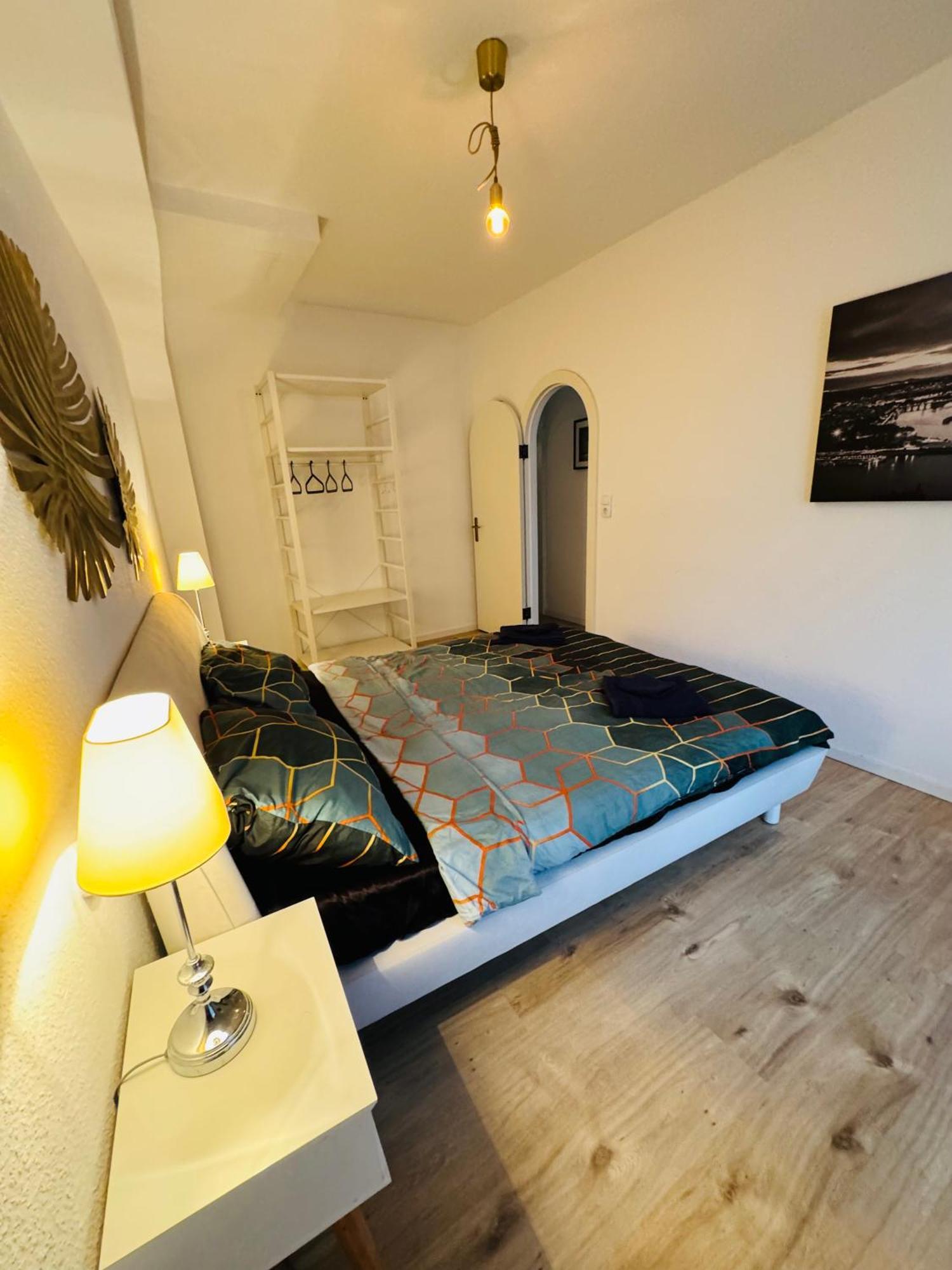 Zentrale Wohnung Mit Balkon Koblenz  Exterior foto