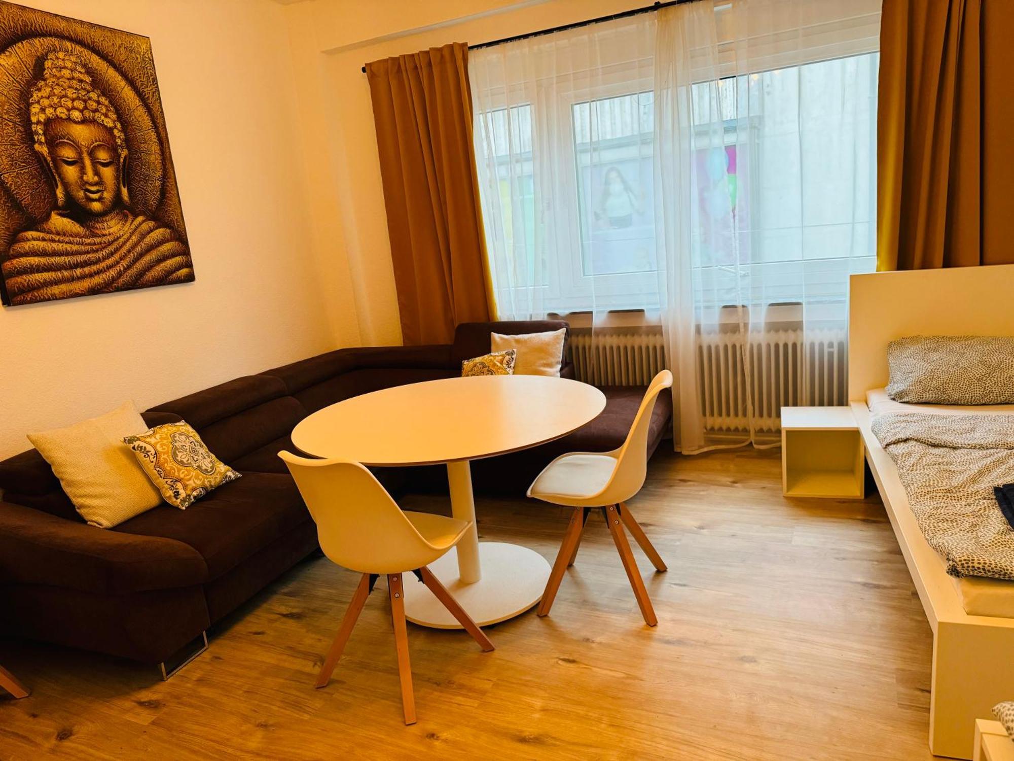 Zentrale Wohnung Mit Balkon Koblenz  Exterior foto