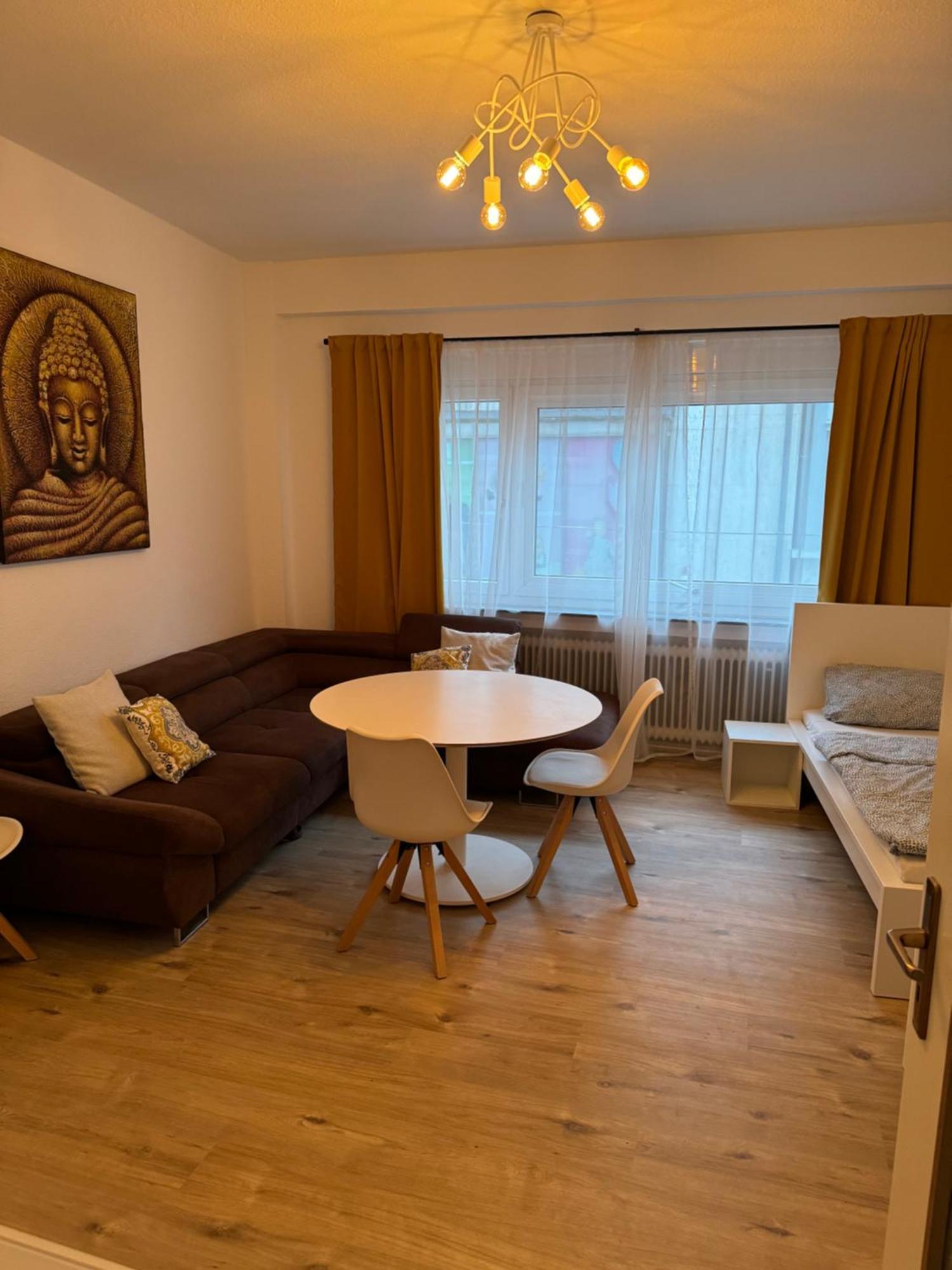 Zentrale Wohnung Mit Balkon Koblenz  Exterior foto